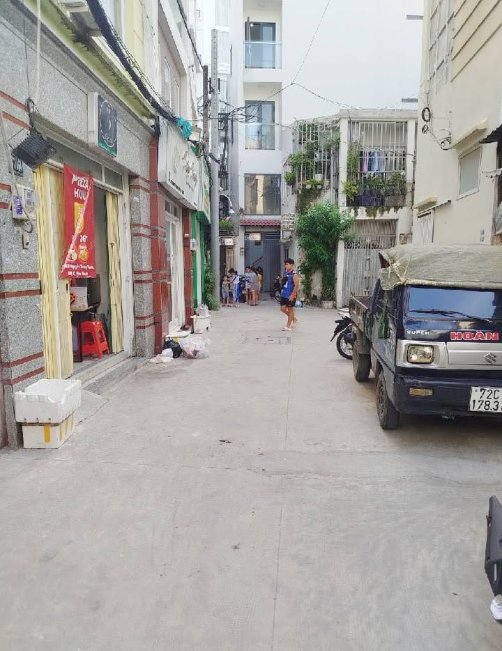 Bán gấp nhà Nguyễn Trọng Tuyển, Phú Nhuận 61m² - Giá nhỉnh 6.2 tỷ, chính chủ thương lượng!