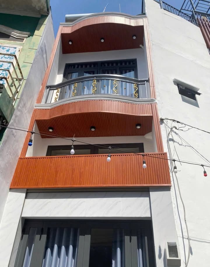 Nhà mặt tiền chợ xe tải Phạm Văn Chiêu, Gò Vấp - 22m² giá 4.38 tỷ - Sẵn sàng vào ở!