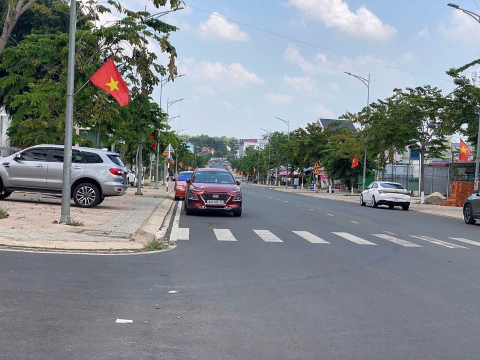 Đất nền đẹp đường Lý Thường Kiệt, Đồng Xoài, 288m² giá 7.5 tỷ - Cơ hội đầu tư hấp dẫn!