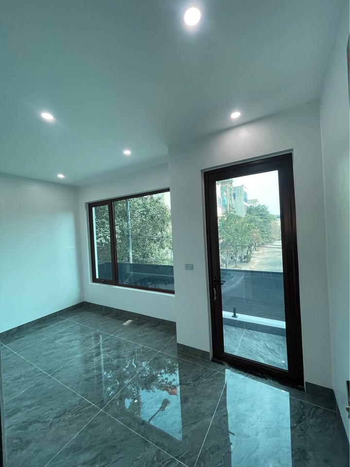 Nhà mới xây phường Đông Hương 90m² giá chỉ 5 tỷ - Sẵn sàng vào ở!