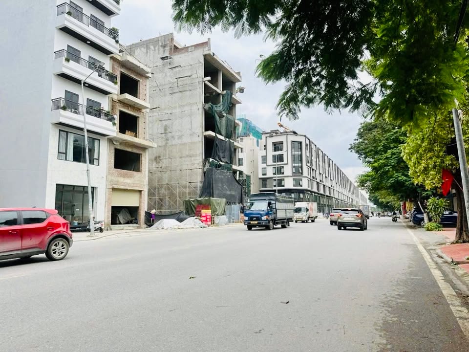 Đất nền Lạc Viên Hải Phòng 70m² giá 12.95 tỷ - Bìa hồng chính chủ, xây khách sạn khai thác thương mại!