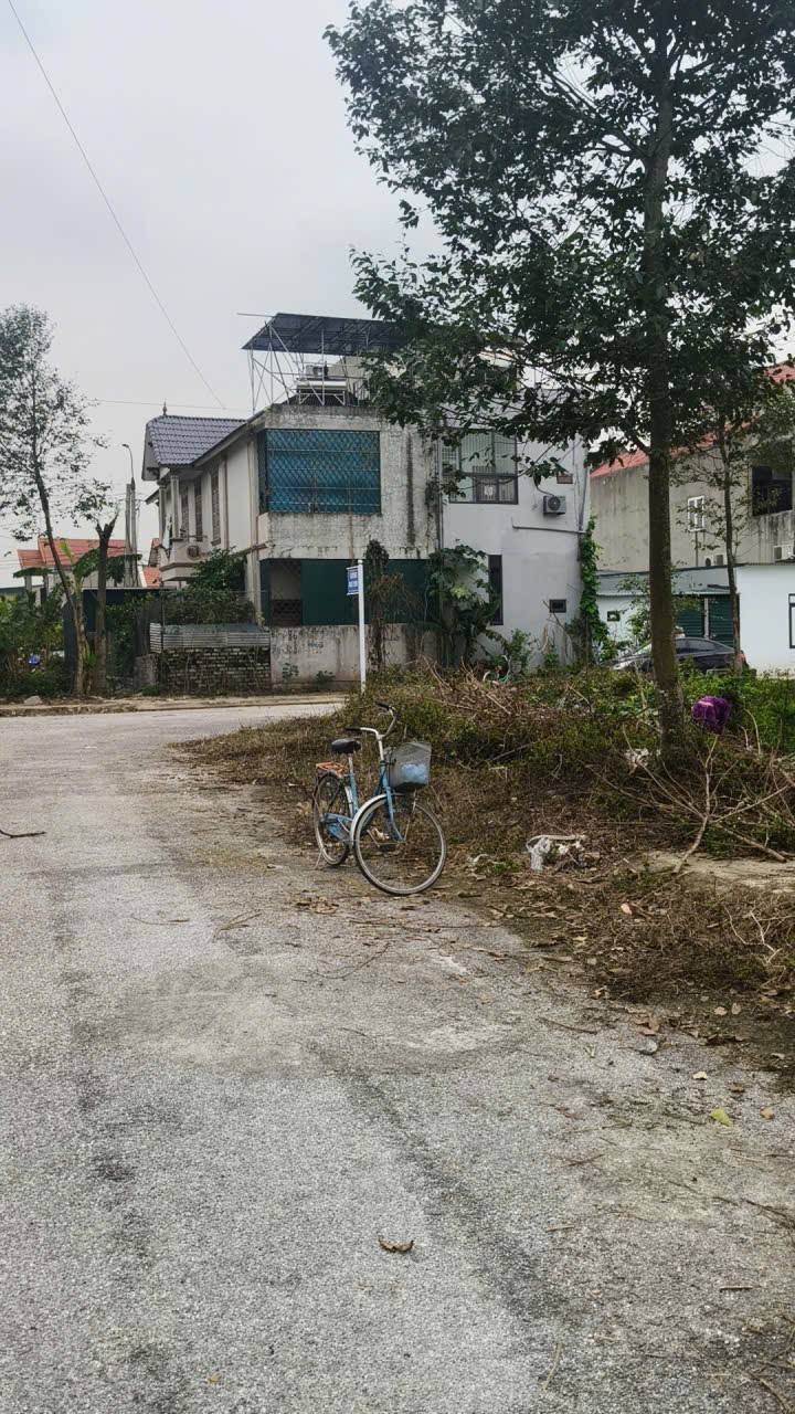 Đất 2 mặt tiền tại thị trấn Bút Sơn, Hoằng Hóa - Diện tích 275m², giá 3.3 tỷ!