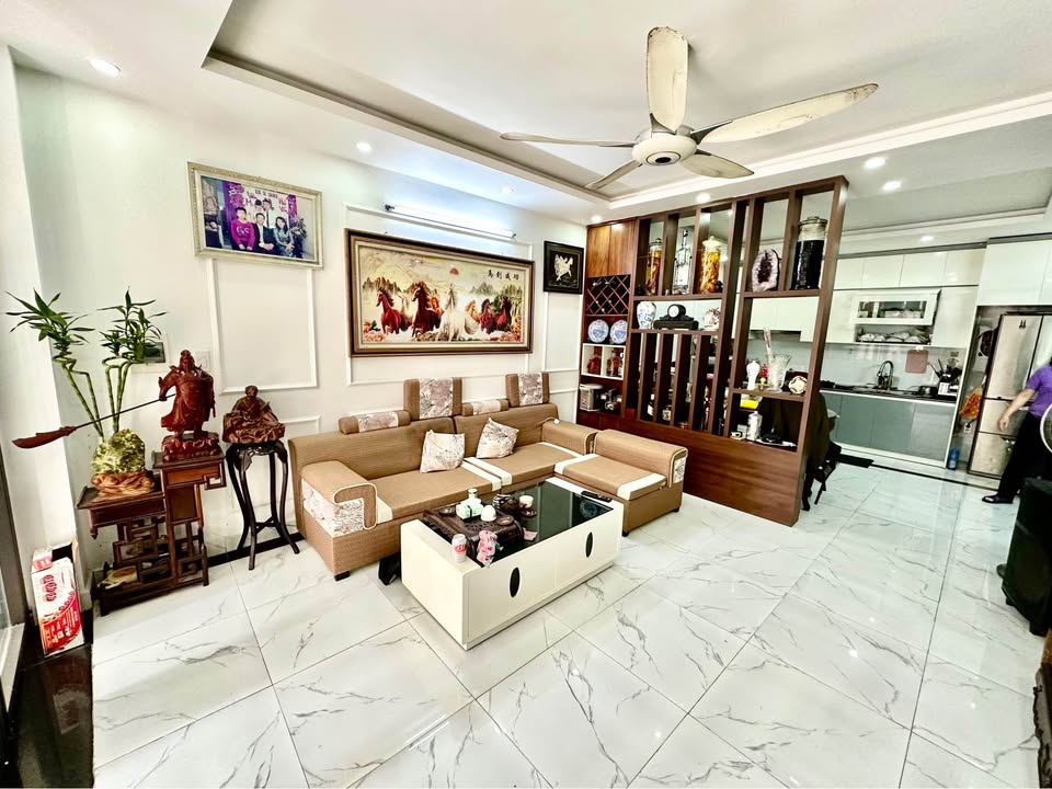 Nhà 4 tầng Nguyễn Tường Loan, Hải Phòng 56m² - Ô tô vào tận nơi!