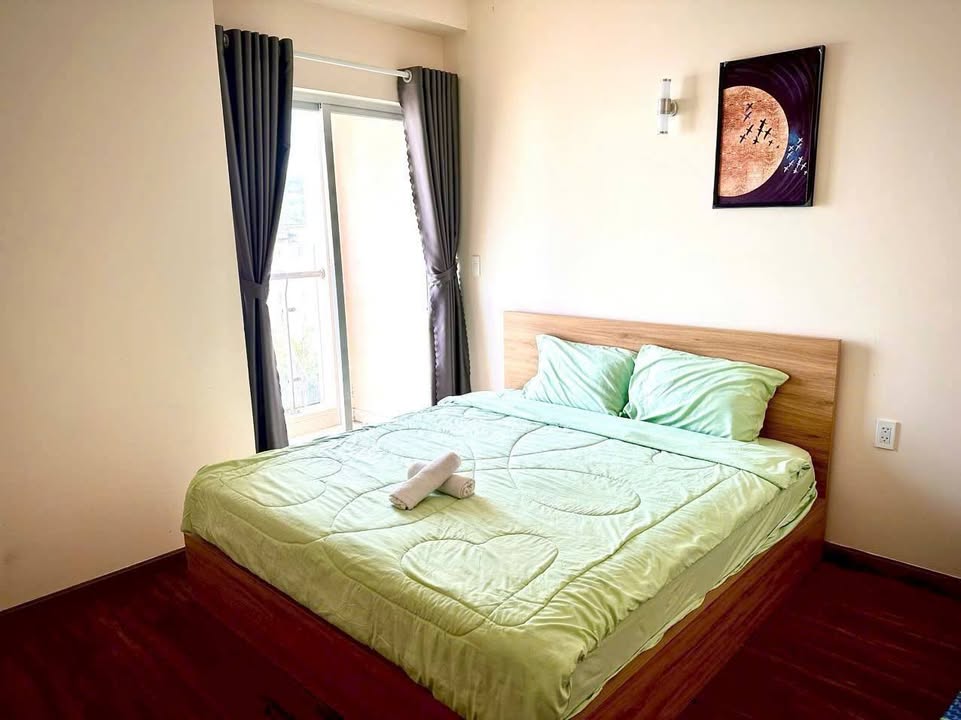 Căn hộ chung cư GoldSea Vũng Tàu 101m² giá 12 triệu - Tầng trung view biển thoáng mát!