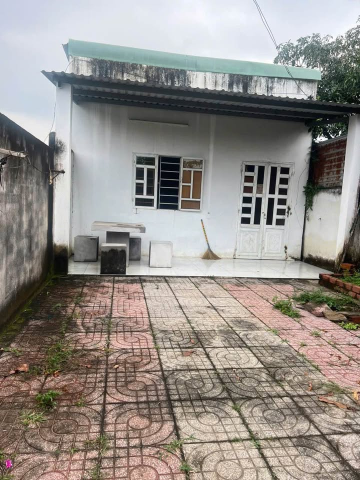 Nhà Long Phước Bà Rịa 115m² giá 700 triệu - Sổ đỏ chính chủ, sẵn sàng công chứng!