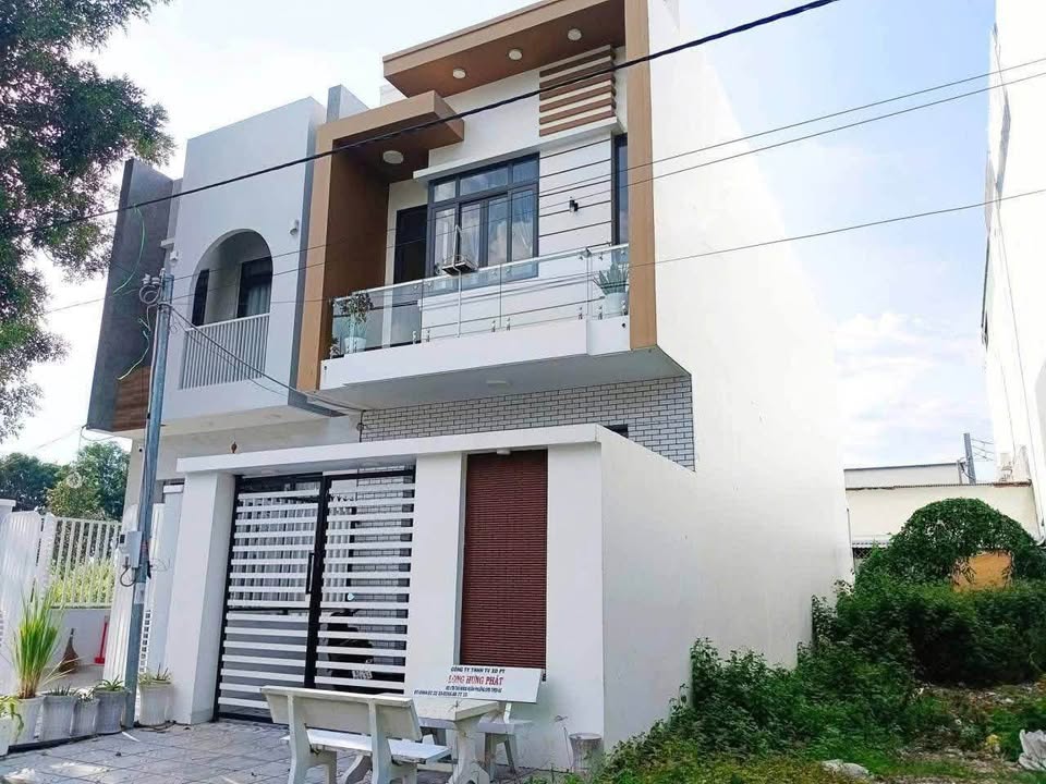 Nhà bán khu dân cư Châu Phú A, Châu Đốc 104m² - Tặng kèm nội thất cao cấp!