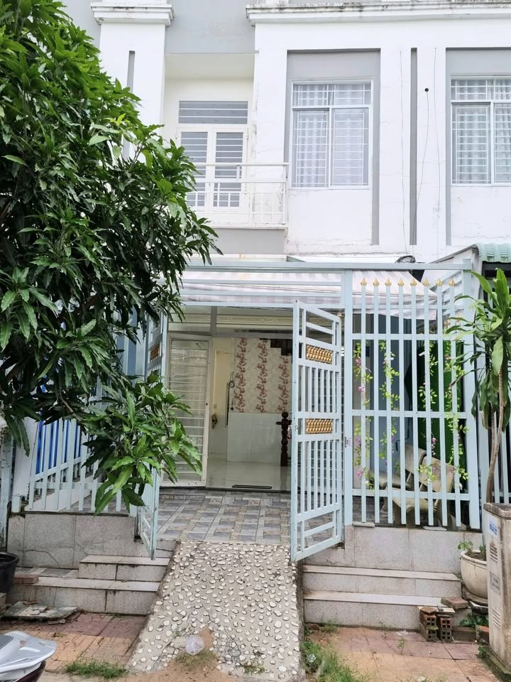 Nhà bán KDC Hoàng Quân, Cái Răng, Cần Thơ - 69m² chỉ 1.8 tỷ, thương lượng nhẹ!