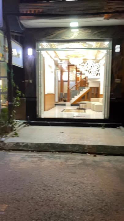 Nhà bán KDC Hàng Bàng, Tân An, Cần Thơ 60m² giá 6.49 tỷ - Đầu tư lý tưởng!