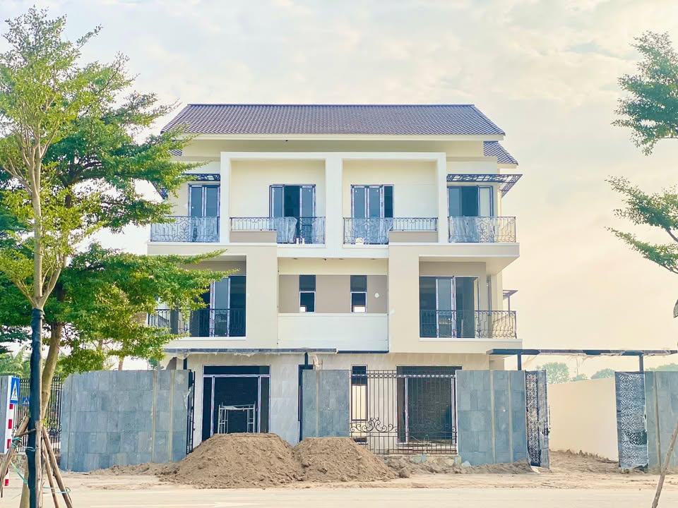 Biệt thự Centa Riverside Bắc Ninh 230m² giá 16.6 tỷ - Sở hữu vị trí độc bản ven sông!