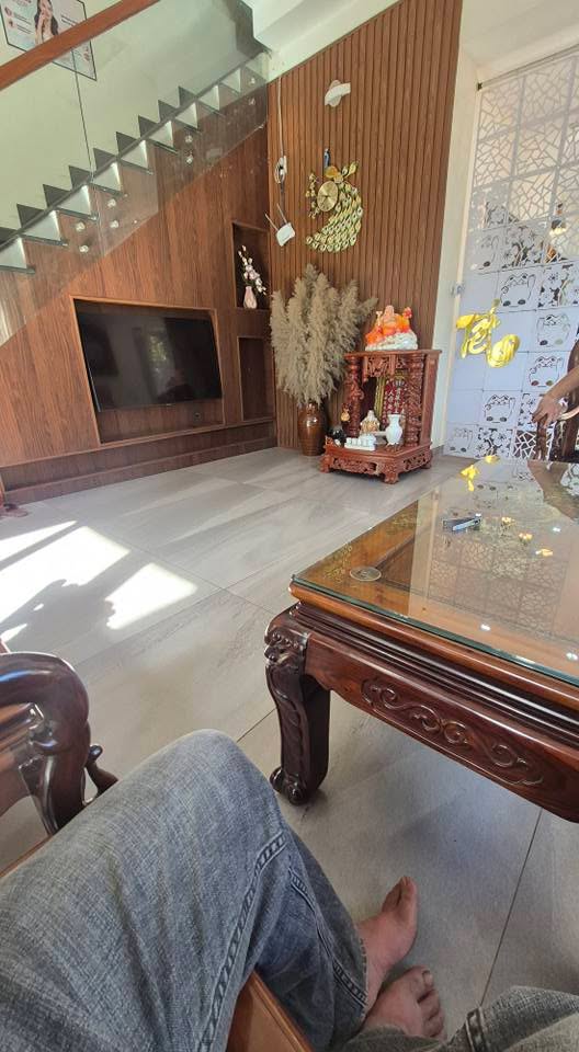 Nhà vườn mặt tiền Lê Thánh Tôn, Pleiku 300m² giá 10 tỷ - Thiết kế hiện đại, không gian thoáng đãng!