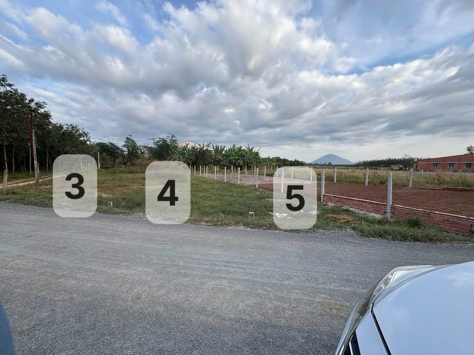 Đất thổ cư Tân Phong Tây Ninh 175m² giá 270 triệu - Vị trí đẹp, view núi Bà Đen!