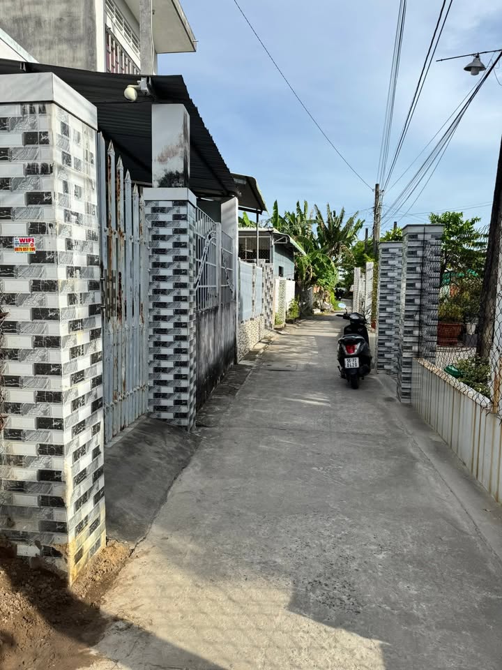 Đất nền thổ cư đường xe hơi Gò Công 65.6m² giá 750 triệu - Sổ đỏ chính chủ!