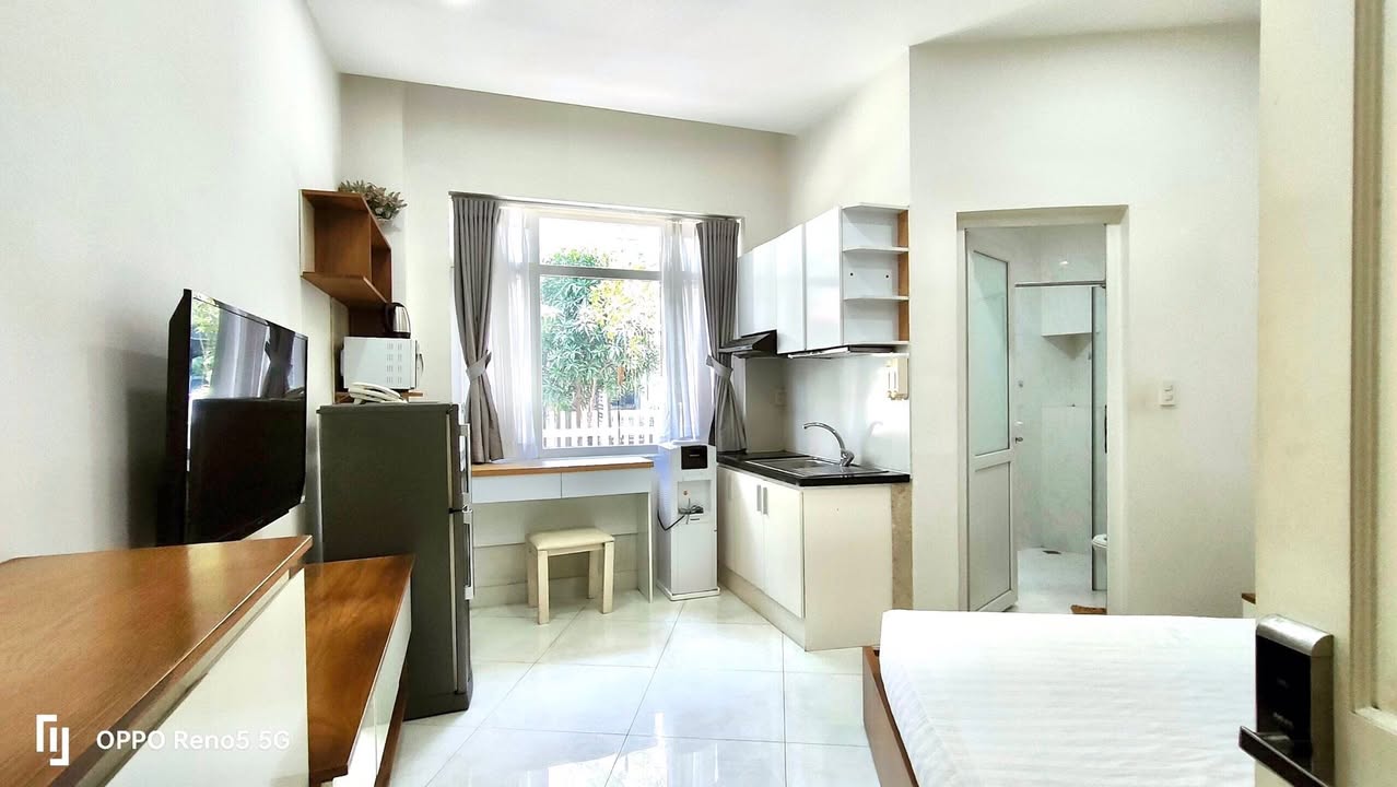 Căn phòng cho thuê tại Đường số 11, Quận 7 - Nội thất đầy đủ, giá thỏa thuận!