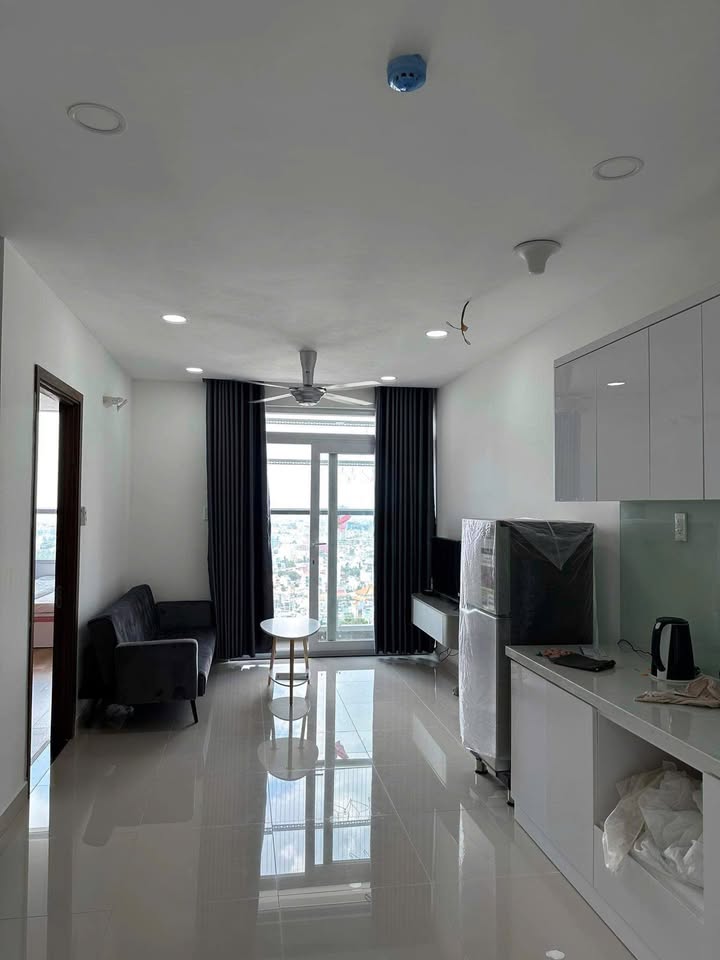 Căn hộ Western Capital 116 Lý Chiêu Hoàng 65m² giá chỉ 12 triệu - View đẹp, ở ngay!
