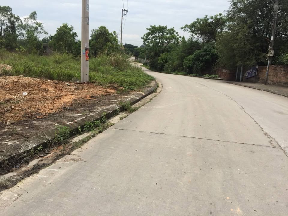 Đất mặt tiền Bãi Dài, Uông Bí 99m² giá chỉ 1.2 tỷ - Tiềm năng sinh lời cao!