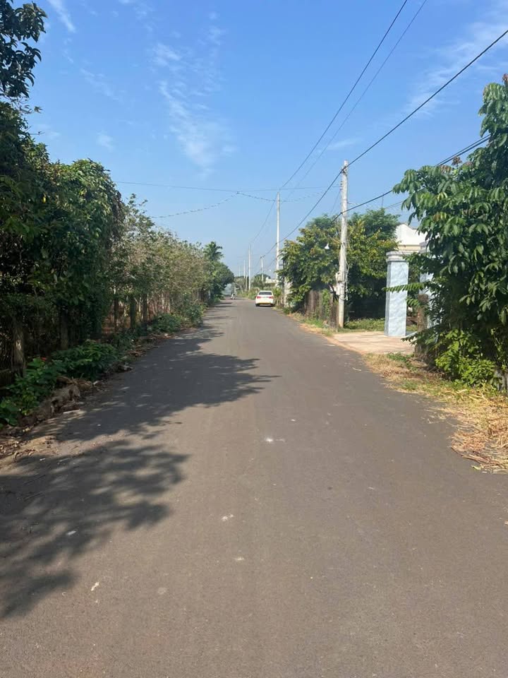 Đất nền Hòa Hội, Xuyên Mộc 350m² giá 1.2 tỷ - Sổ đỏ chính chủ, công chứng ngay!