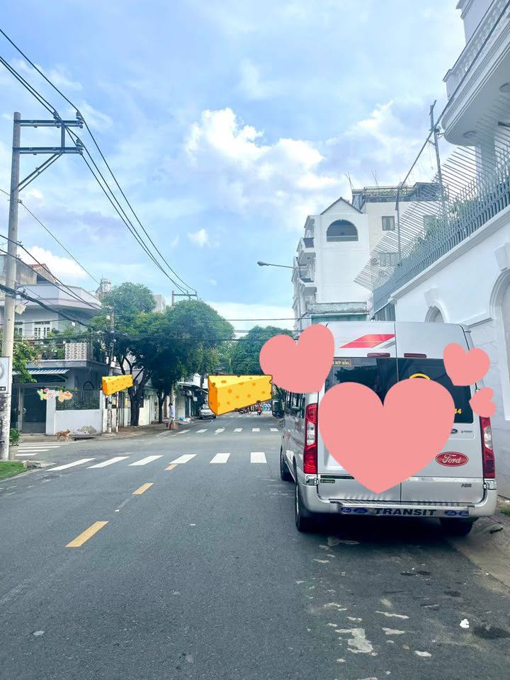 Nhà mặt tiền kinh doanh 40m² tại Phú Thọ Hoà giá 5.1 tỷ - Cơ hội đầu tư tuyệt vời!