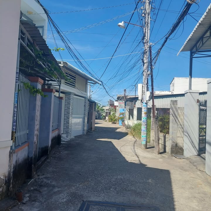 Nhà cấp 4 đường Lê Duẩn, Phan Thiết 82m² giá 2 tỷ - Cơ hội đầu tư tuyệt vời!