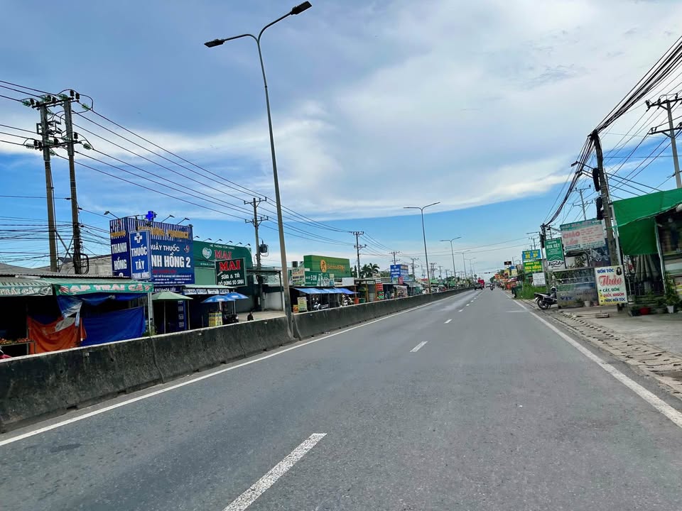 Đất lúa mặt tiền Sông Vàm Cỏ Đông, 1360m² giá 2.58 tỷ - Tiềm năng đầu tư cao!