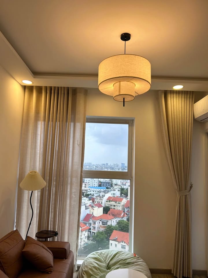 Căn hộ Thủ Thiêm Sky 64m² giá 5.5 tỷ - View Landmark 81, Full nội thất!