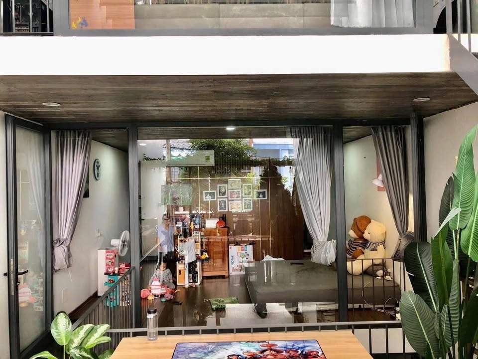 Nhà 4 tầng Hòa Xuân, Cẩm Lệ 90m² giá 6 tỷ - Thiết kế hiện đại, sổ đỏ chính chủ!