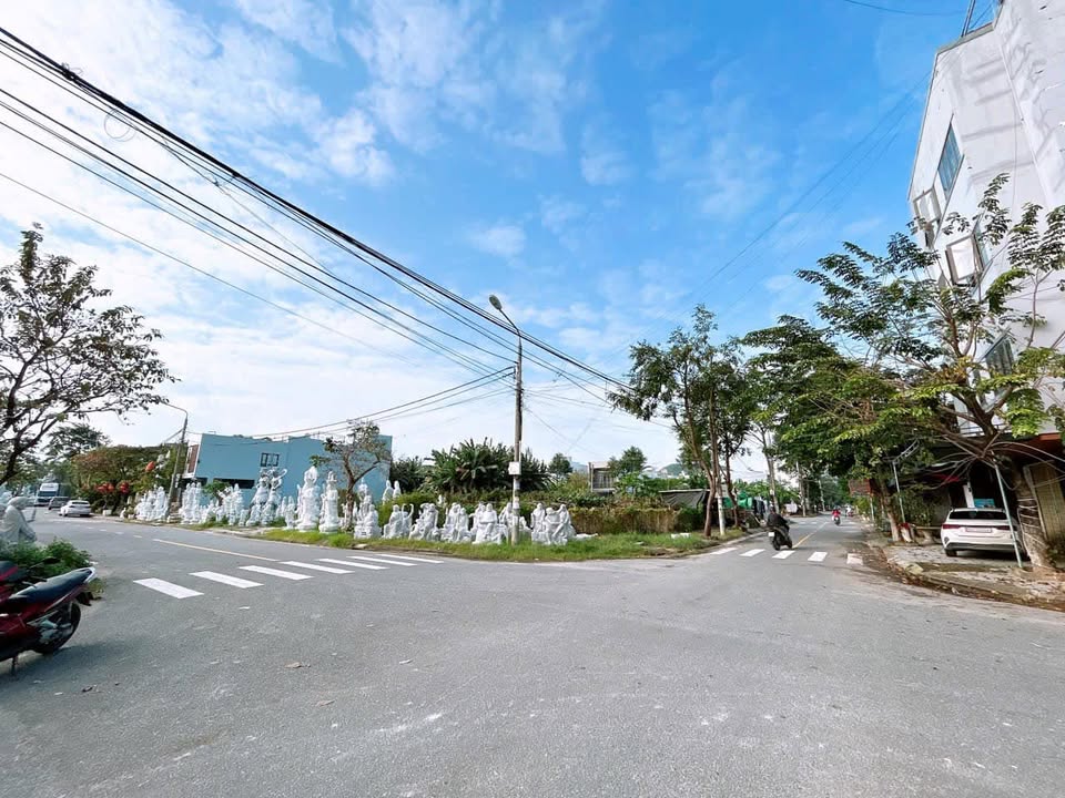 Đất nền lô góc Hòa Hải, Đà Nẵng 307m² - Tiềm năng kinh doanh vượt trội!