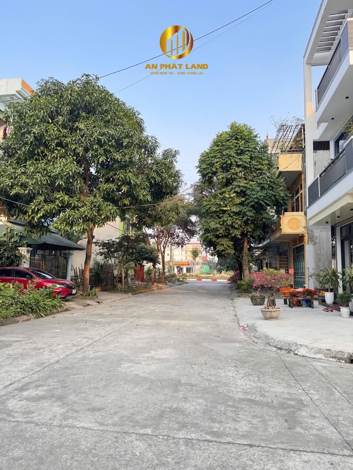 Đất Ninh Tiến 71.3m² giá 4 tỷ - Nằm gần kênh đô thị Lê Thánh Tông!