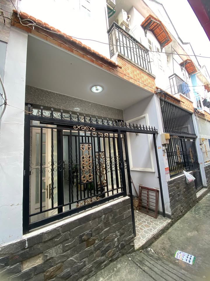 Nhà bán 2174/1 Huỳnh Tấn Phát, Nhà Bè 38.5m² giá 1.65 tỷ - Chính chủ cần bán gấp!