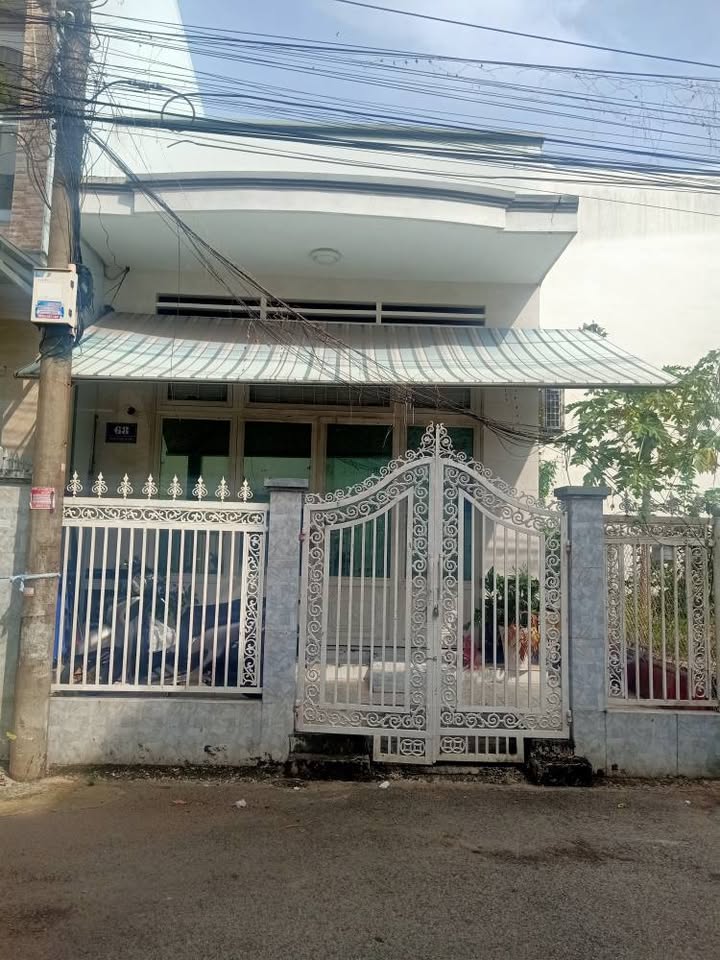 Nhà cấp 3 Bình Khánh 72m² giá 2 tỷ - Tặng full nội thất, cơ hội đầu tư tốt!