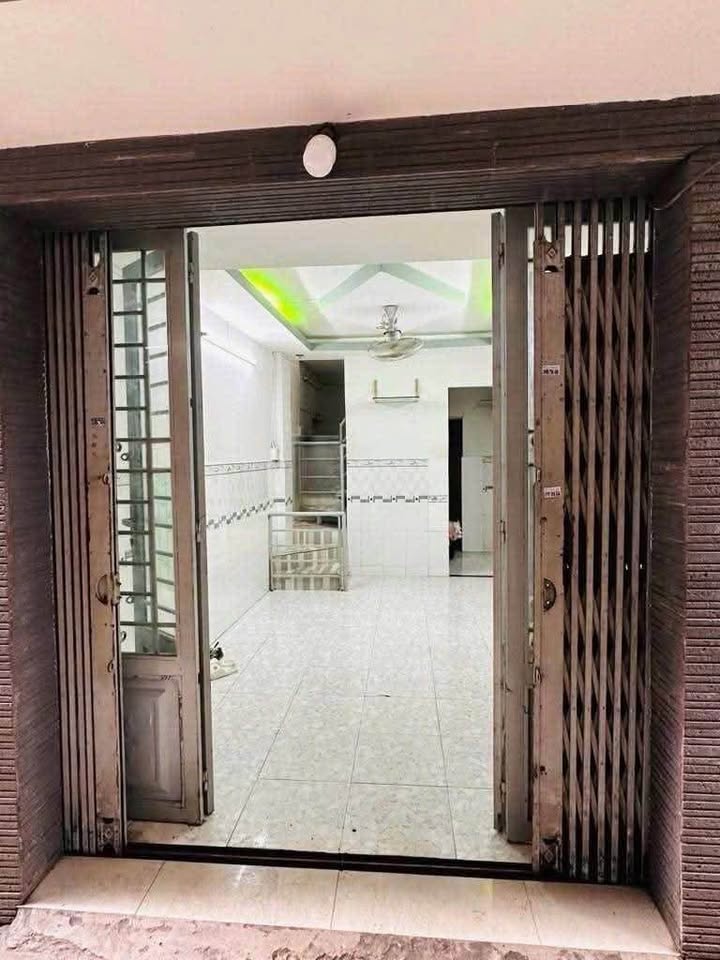 Nhà hẻm Tân Hoà Đông, Quận 6, 21.5m² giá 2.88 tỷ - Nhà mới đẹp, vị trí thuận lợi!