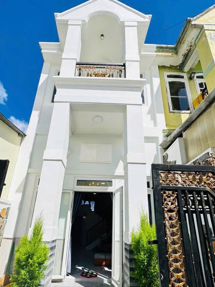 Villa mini Đà Lạt 62m² giá 2.95 tỷ - Gần chợ Chi Lăng, tiện ích đầy đủ!