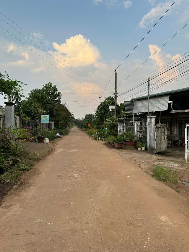 Nhà phố 150m² tại Khu đô thị Đức Tài, Bình Thuận giá 800 triệu - Sổ hồng chính chủ