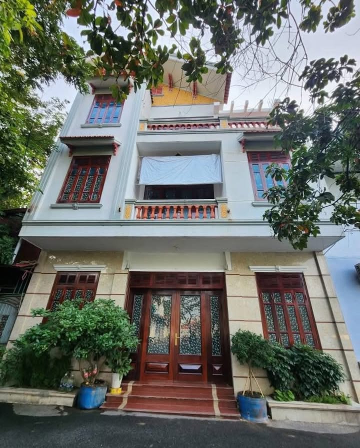 Biệt thự ven hồ Hương Mạc 80m² giá 4,3 tỷ - Cơ hội sở hữu hiếm có!