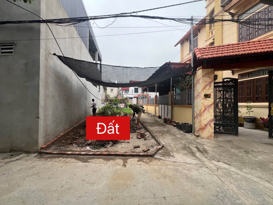 Đất lô góc Phúc Thọ 51.5m² giá 2 tỷ - Đường ô tô vào tận nhà!