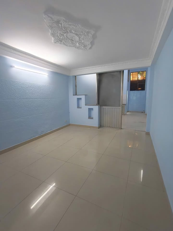 Nhà hẻm ô tô Đường 147, Phước Long B, Thủ Đức, 77m² - Đầy đủ tiện nghi, giá tốt!