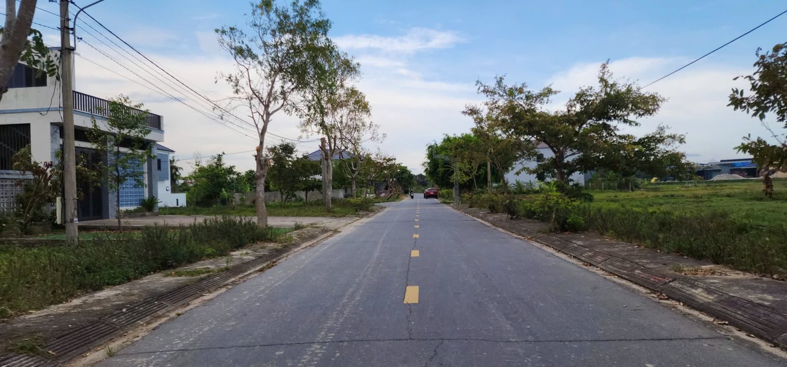 Đất nền Thạch Đài, Hà Huy Tập 199m² giá 4.9 tỷ - Cơ hội đầu tư tuyệt vời!