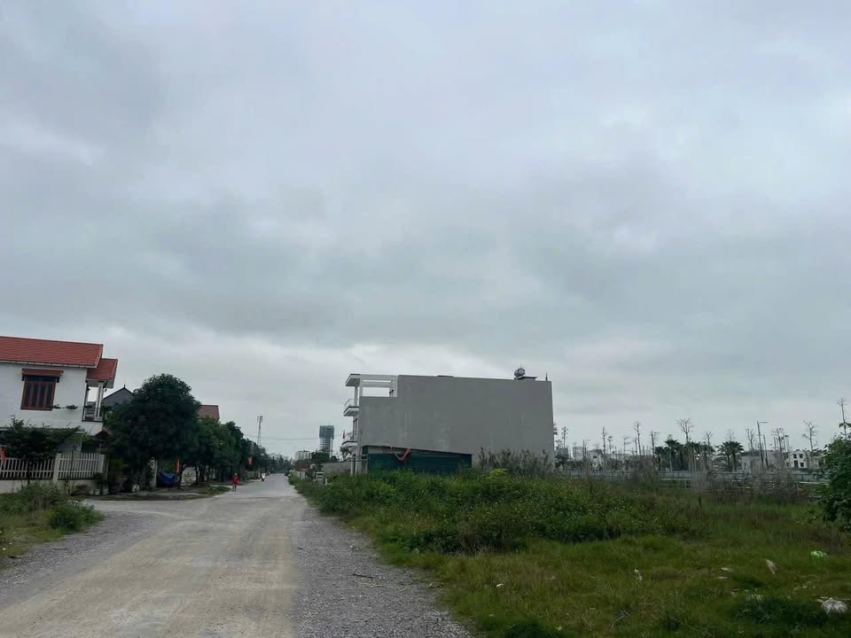 Đất trục cảnh quan Trung Sơn 99m² giá 2 tỷ - Cơ hội đầu tư hấp dẫn!