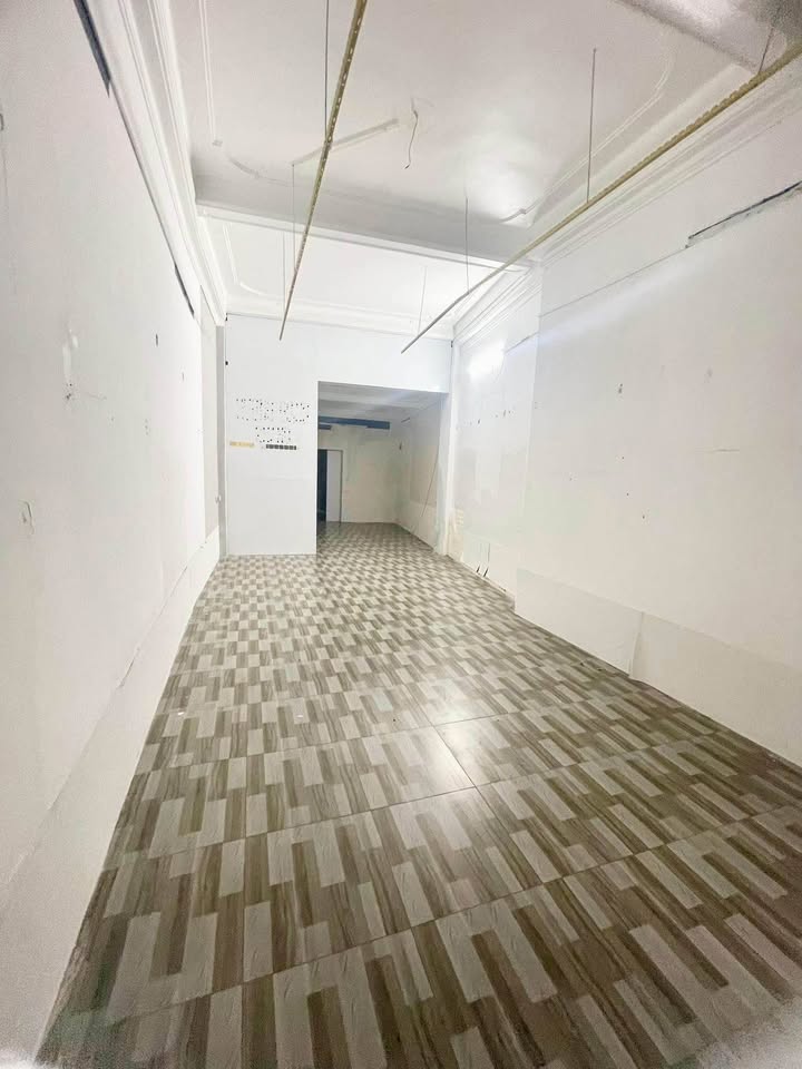 Nhà mặt đường Hàn Thuyên Nam Định 82m² - Đầu tư sinh lời hấp dẫn!