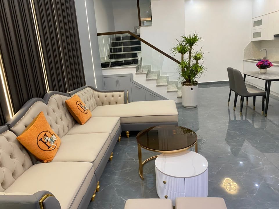 Nhà riêng 52m² ngõ 170 Thiên Lôi, Hải Phòng giá 4.65 tỷ - Kinh doanh tốt, thoáng mát!
