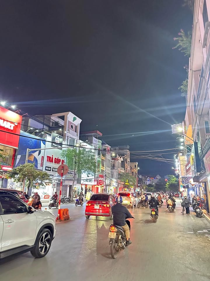 Nhà mặt đường Trần Nguyên Hãn, Lê Chân, Hải Phòng 139m² giá 19 tỷ - Kinh doanh đắc địa!