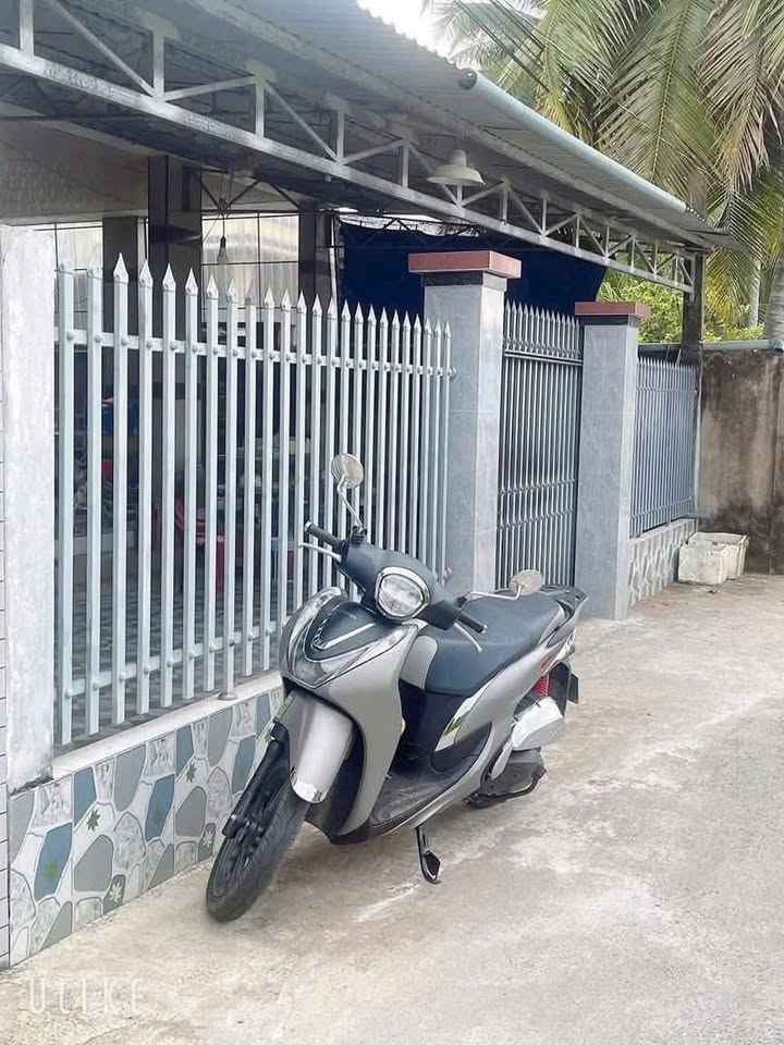 Nhà và đất Ấp An Vĩnh 2, Huyện Mỏ Cày Nam 224m² giá 1.3 tỷ - Bán gấp, thương lượng nhanh!