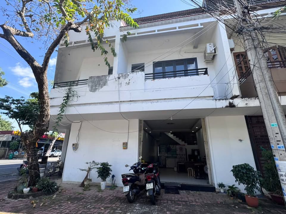 Nhà phố Bà Rịa - 80.6m² giá 4.2 tỷ - Vị trí trung tâm, thiết kế hiện đại!