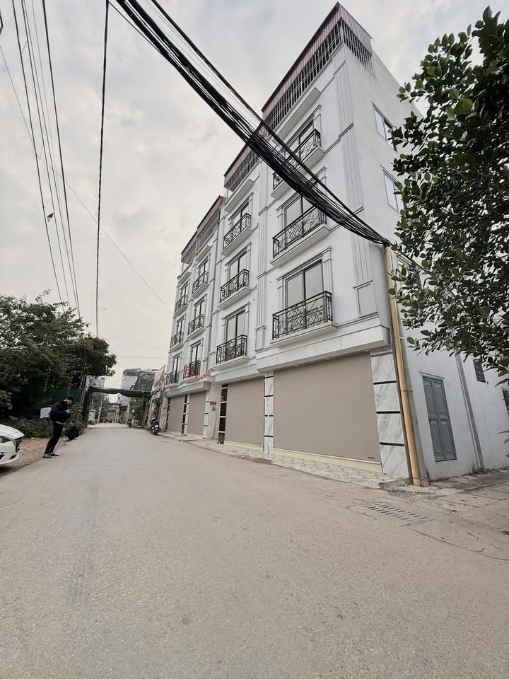 Mặt tiền kinh doanh lô góc Yên Nghĩa 35m² giá 6 tỷ - Đầu tư sinh lời ngay!