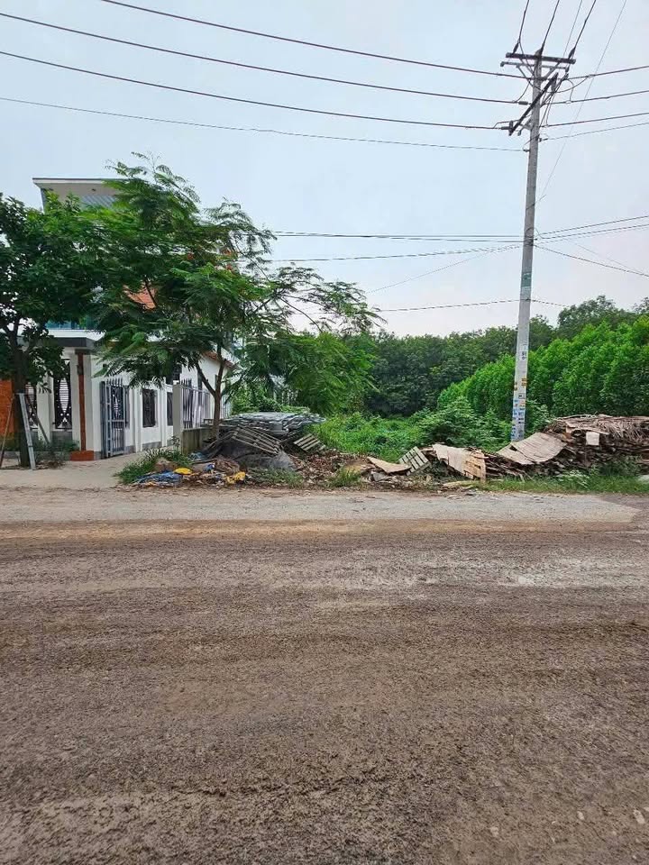 Đất xây trọ Tân Hiệp Tân Uyên 609m² giá chỉ 4.999 tỷ - Cơ hội đầu tư hiếm có!