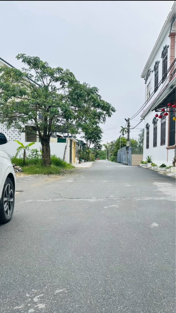 Lô đất 2 mặt tiền Nguyễn Du, Hà Tĩnh 120m² giá chỉ 3.3 tỷ - Đầu tư sinh lời ngay!