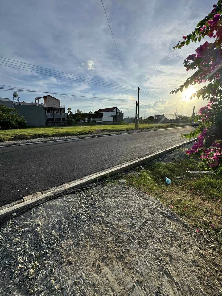 Nhà và đất trung tâm K1 xã Thuận Bắc 175m² giá 1.1 tỷ - Sẵn sàng dọn vào ở!