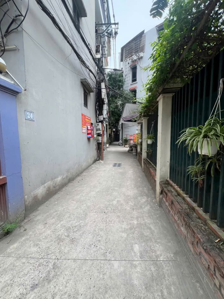 Đất nền Xuân La 86m² giá 15 tỷ - Hai mặt thoáng, ô tô vào tận nơi!