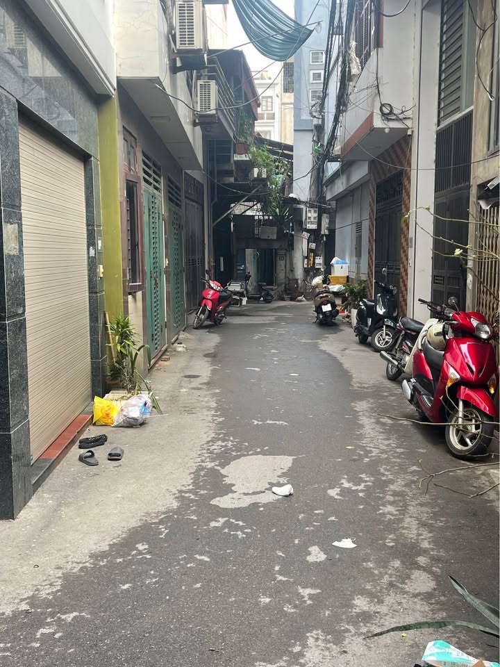 Nhà phố Xuân Phương, Nam Từ Liêm 40m² giá 6.15 tỷ - Thiết kế hiện đại, sẵn sàng ở ngay!