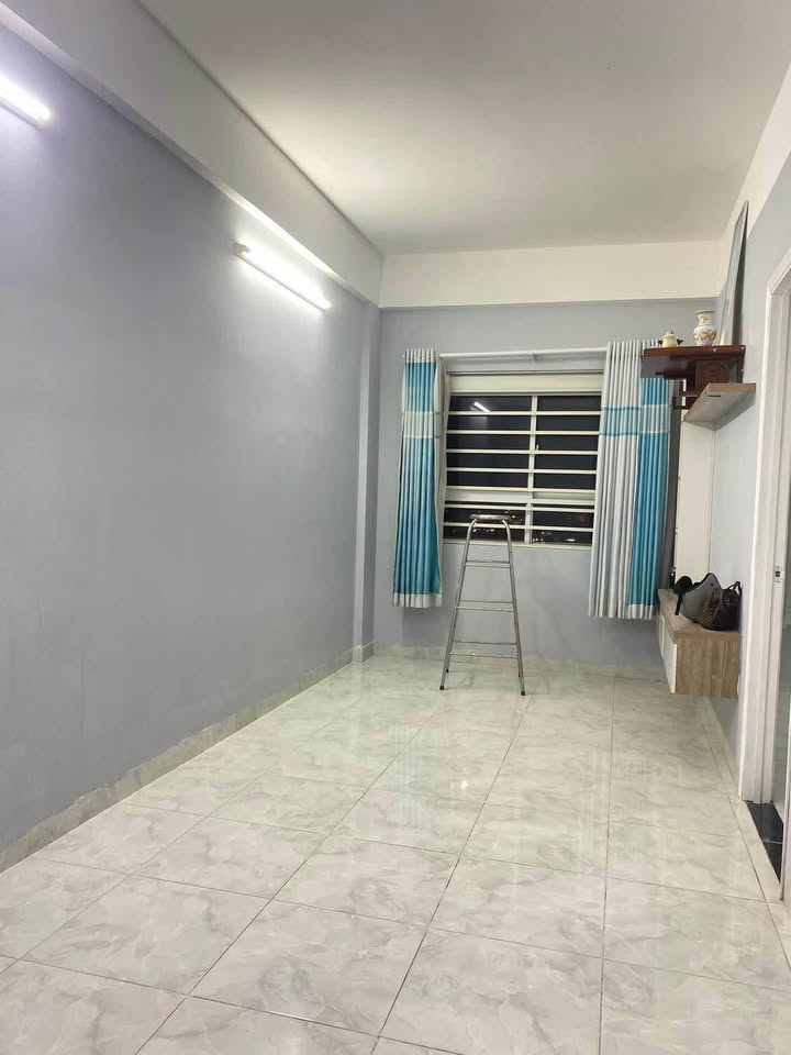 Căn hộ cho thuê tại 135 Nguyễn Hội, Phú Trinh - 43m² giá 4 triệu/tháng, đầy đủ nội thất cơ bản!