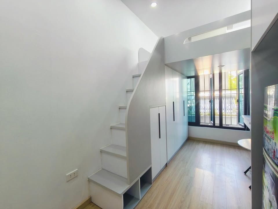 Căn hộ cho thuê 178 Cổ Nhuế 30m² giá 4 triệu - Đủ nội thất, thoáng mát